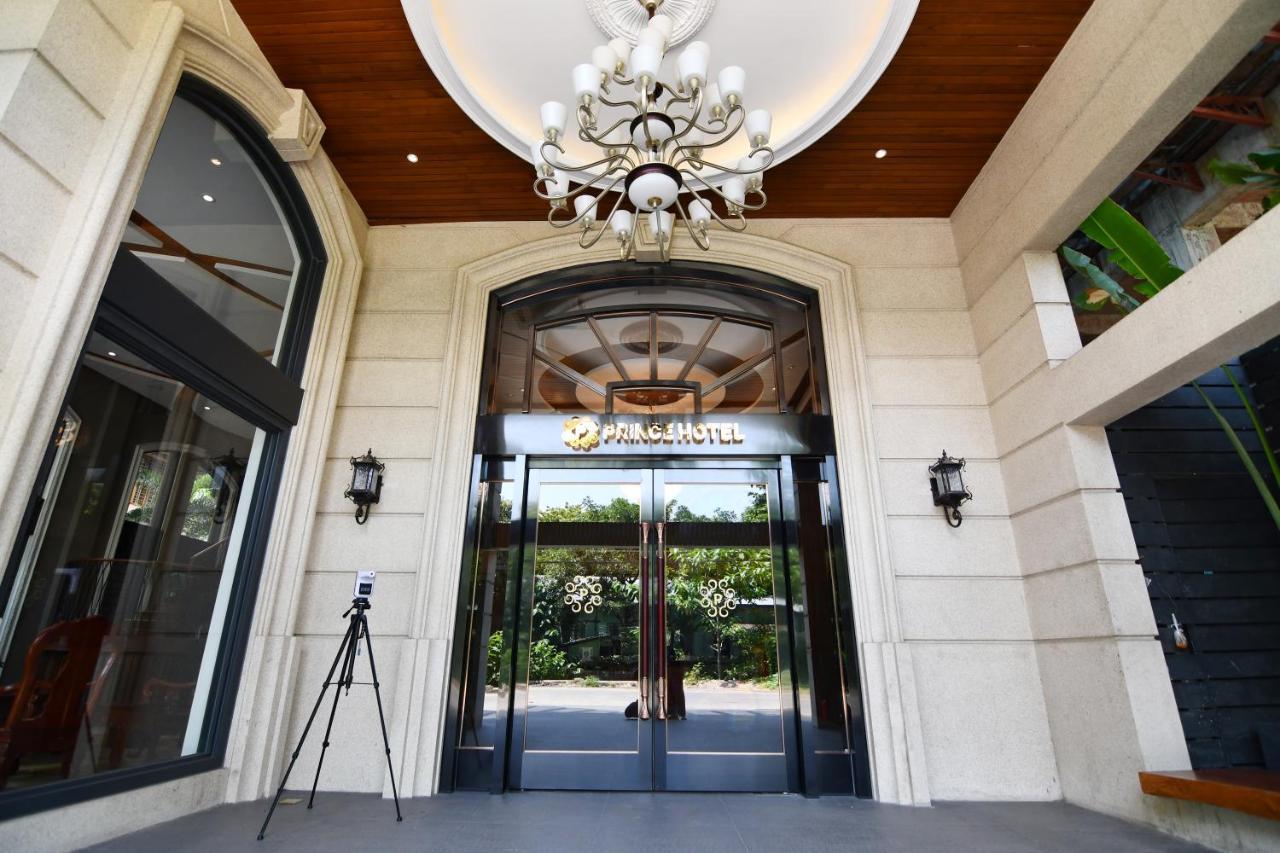 Prince Hotel Yangon Exterior photo