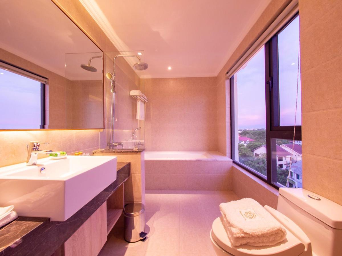 Prince Hotel Yangon Exterior photo