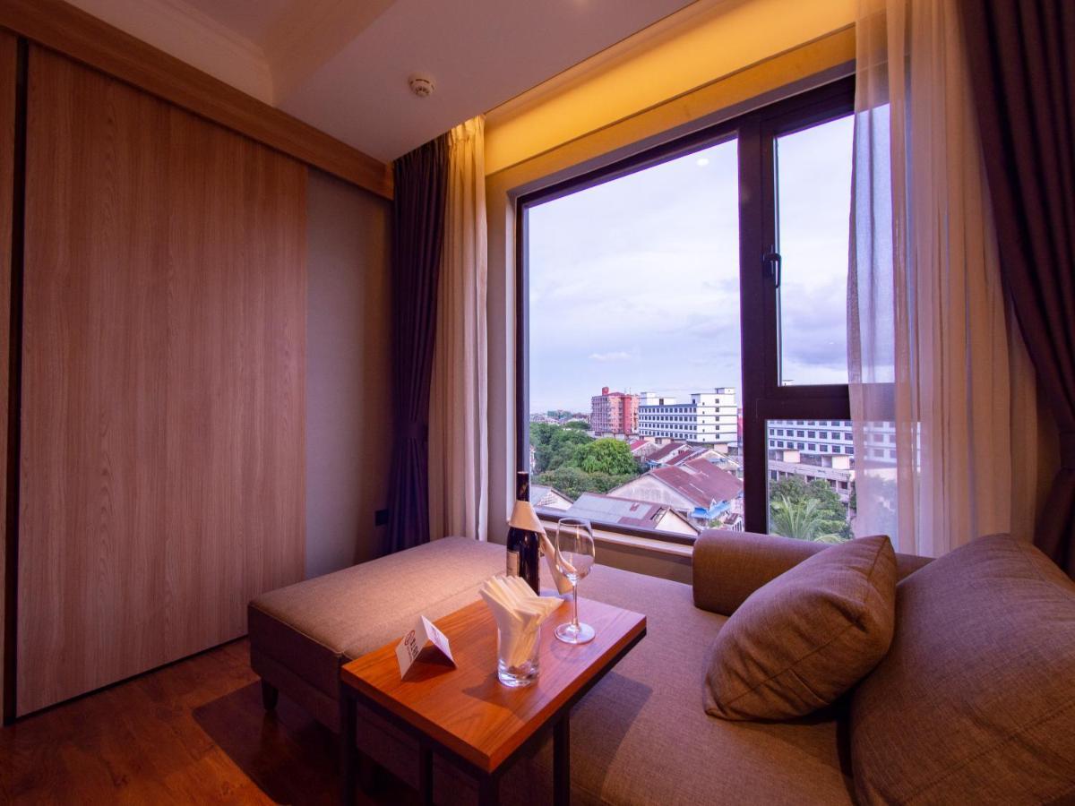 Prince Hotel Yangon Exterior photo