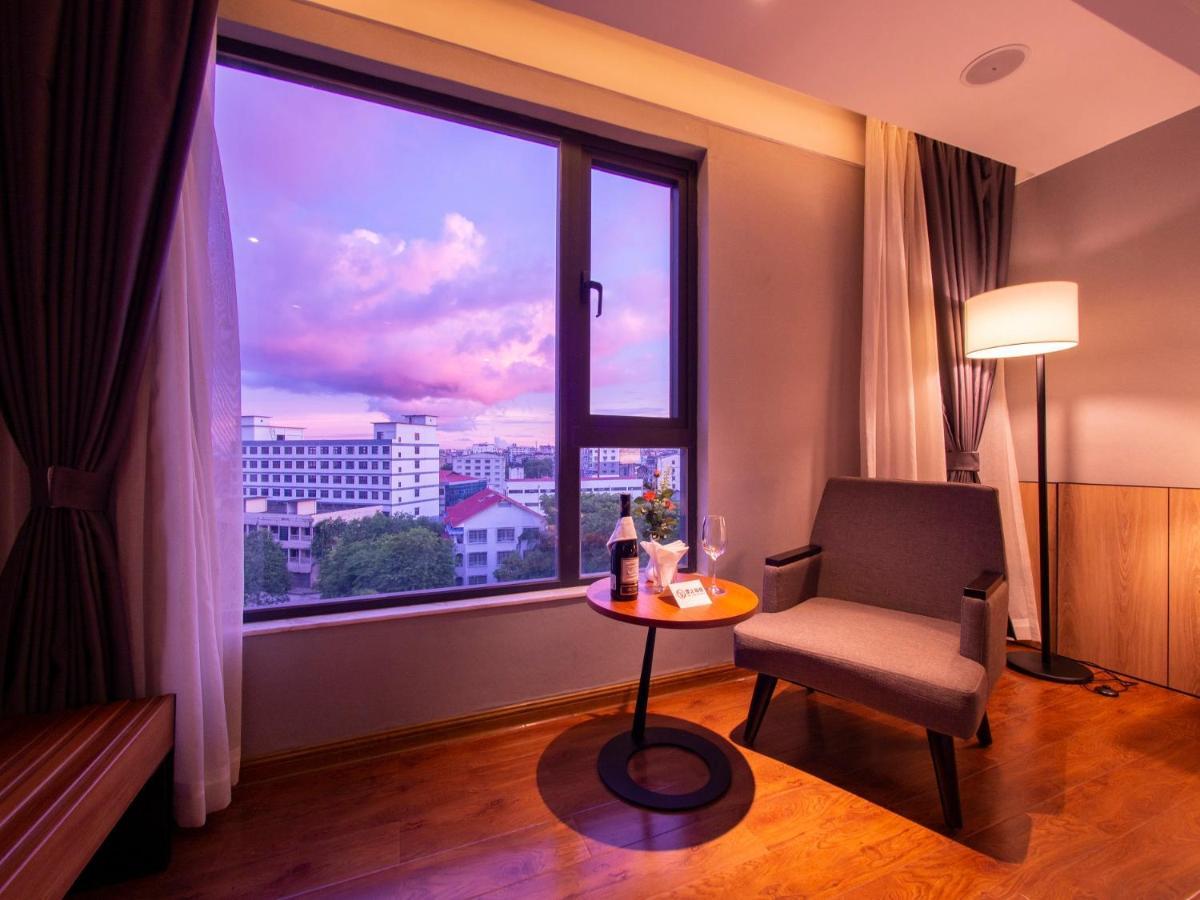 Prince Hotel Yangon Exterior photo